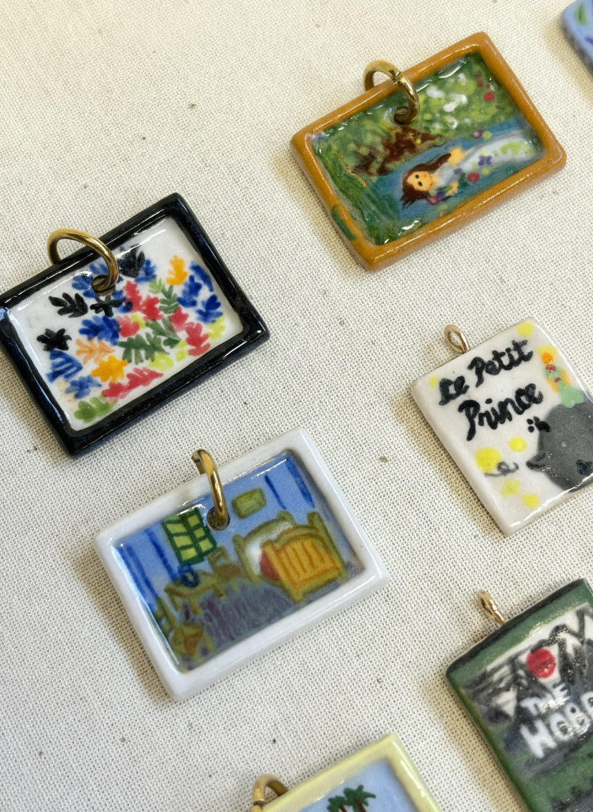 'La Chambre à Arles' (van Gogh) Painting Charm 🖼️