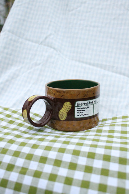 Pre-order: Pindakaas mug