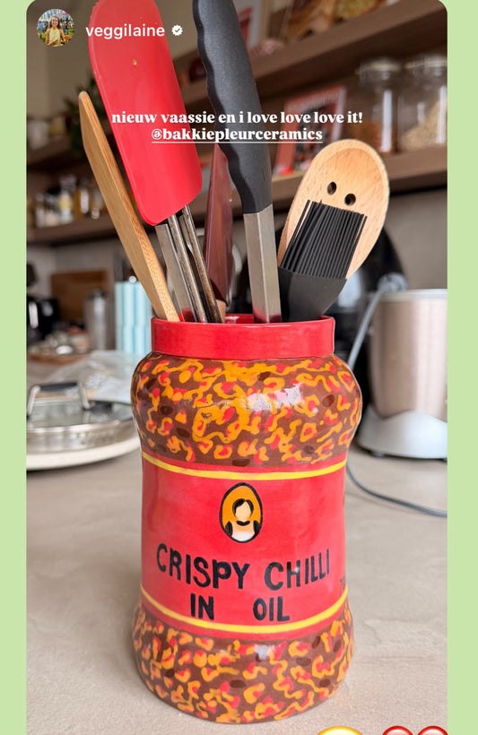 Pre-order: crispy chilli oil vase