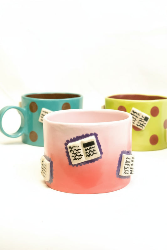 books + gradient mug (rouge/baby pink)