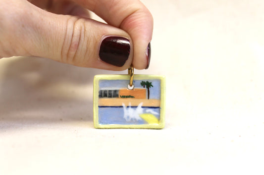 'A Bigger Splash' (Hockney) Painting Charm 🖼️