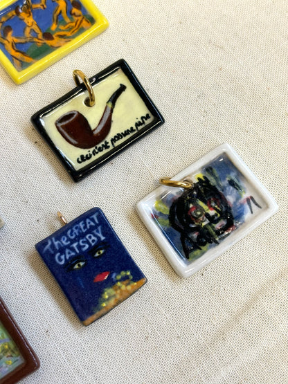 'La trahison des images' (Magritte) Painting Charm 🖼️